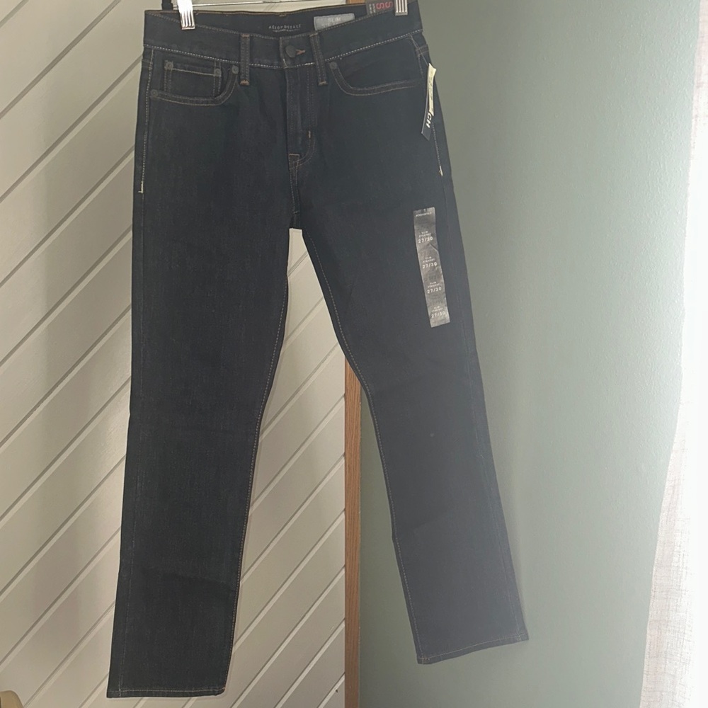 Men's dark wash denim jeans! NWT 27/30